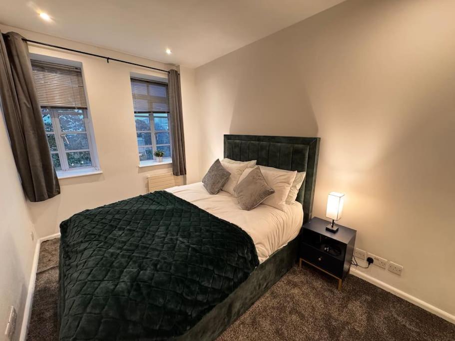 Apartment Charm - By Sea & Lanes Brighton