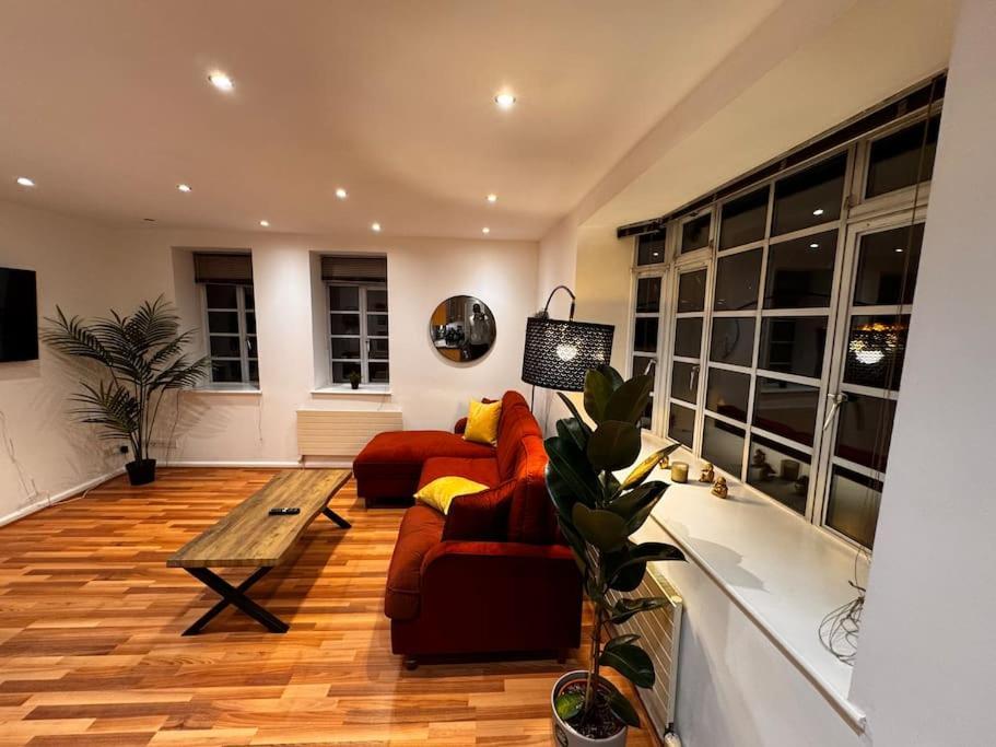 Charm - By Sea & Lanes Apartment